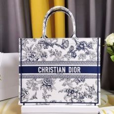 Christian Dior Shopping Bags